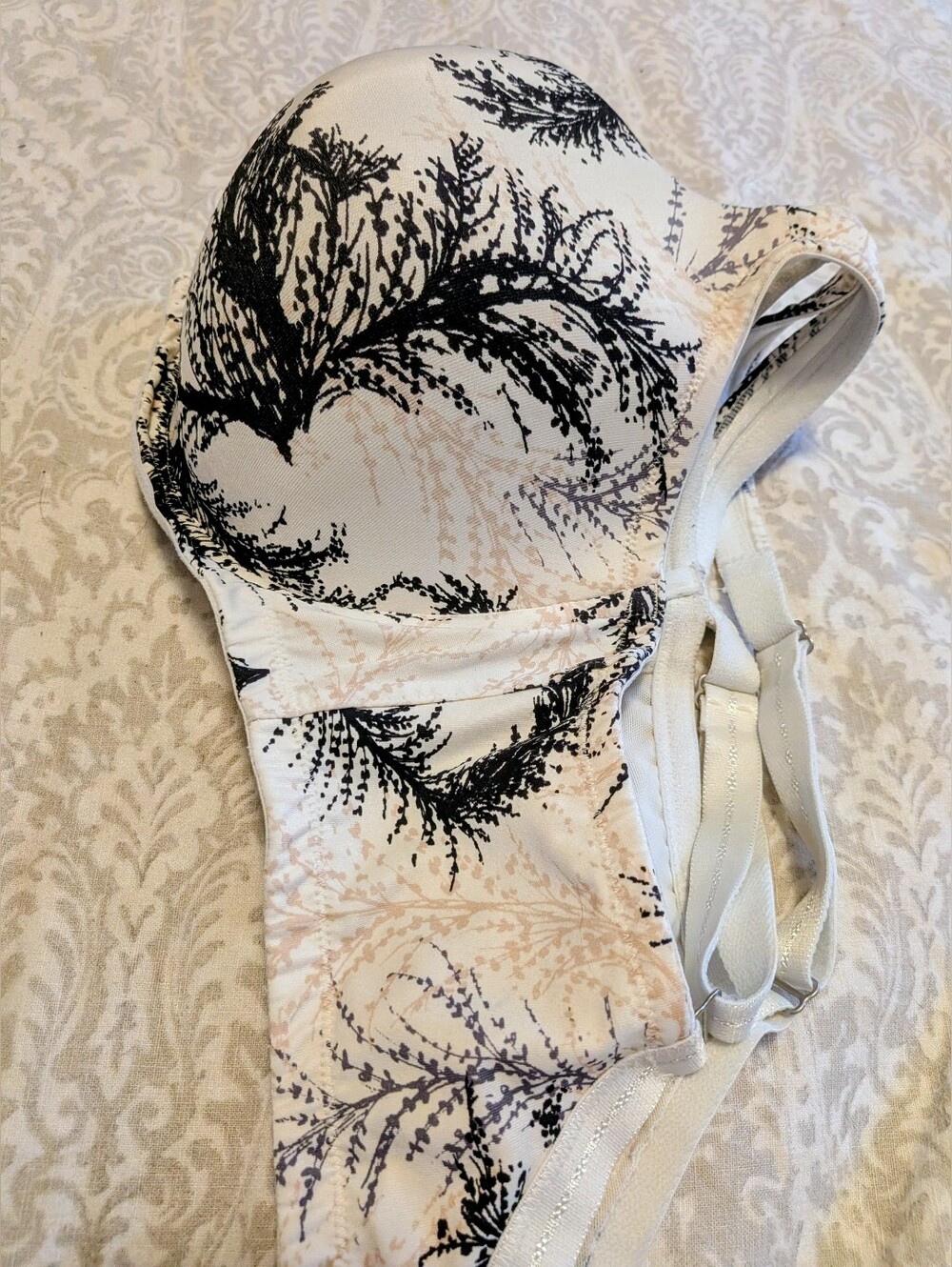 Soma Intimates White Floral-Print Bra , 36DDD